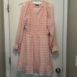 LIKE NEW WOMENS PINK DRESS